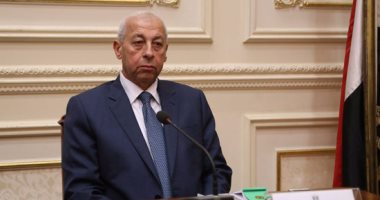 محافظ أسوان يوجه بإلغاء الندب لـ20 معلمة مراعاة للظروف الأسرية