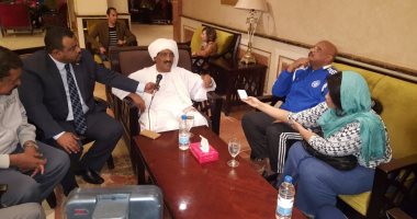 سفير السودان بالقاهرة يزور معسكر فريق الهلال فى دار الدفاع الجوى