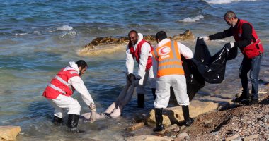مصرع 13 مهاجرا اختناقا داخل حاوية شحن أثناء تهريبهم فى ليبيا