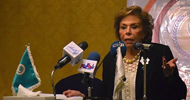 ميرفت التلاوى: مليار و200 مليون سيدة فى العالم لا يعرفون طريق البنك