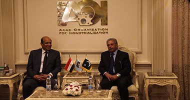 وزير الإنتاج الحربى الباكستانى يزور "العربية للتصنيع" لبحث التعاون المشترك