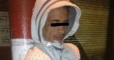 بالفيديو والصور.. كاميرا مراقبة تكشف لصا بطنطا والأهالى يربطوه فى عامود