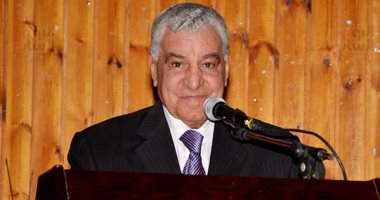 زاهى حواس:مصر بها 124هرما.. وعمليات البحث عن إيموحتوب أول مهندس بالتاريخ تعطلت