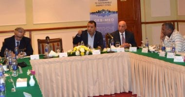 بالصور.. محافظ الأقصر يفتتح ورشة عمل حول توفير طاقة نظيفة للبحر المتوسط