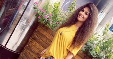 مى سليم تنتهى من تصوير فيلم "مش رايحين فى داهية" بعد تغيير اسمه 