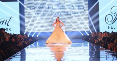 عروستان على الـ catwalk بعرض أزياء هانى البحيرى.. تعرف عليهما