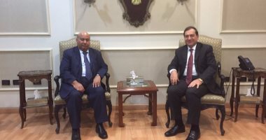 وزير البترول يستقبل السفير الكويتى لاستعراض التعاون فى مجال البترول والغاز