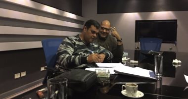 أحمد فتحى يتعاقد رسميا على مسلسل "لمعى القط"