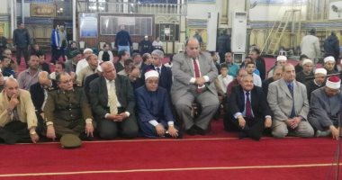 محافظ الدقهلية يشهد الاحتفال بذكرى المولد النبوى بمسجد النصر