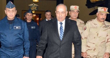 الفريق محمود حجازى يعود إلى أرض الوطن بعد انتهاء زيارته الرسمية لليونان