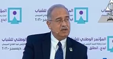 رئيس الوزراء يلتقى وزير السياحة لمتابعة ملفى العمرة ورحلة العائلة المقدسة