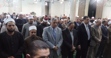 بالصور.. محافظ البحيرة ومدير الأمن يشهدان احتفالات الأوقاف بالمولد النبوى