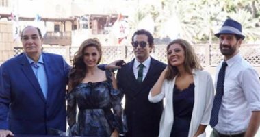 نجوم "مولانا" يقيمون مؤتمرا صحفيا قبل عرض الفيلم "بدبى السينمائى"
