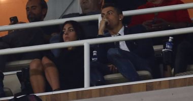 بالصور.. تعرف على صديقة رونالدو الجديدة بعد ظهورها فى البرنابيو