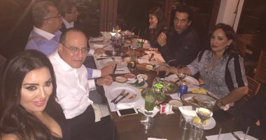 بالصور.. صادق الصباح يحتفل بأبطال فيلم "مولانا" فى دبى