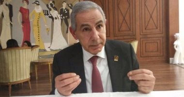 قابيل يبحث مع وزيرة الموارد المائية لجنوب السودان تعزيز التعاون التجارى