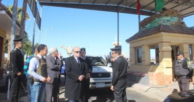 محافظ جنوب سيناء يتفقد الكمائن الأمنية