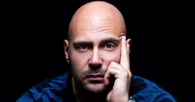 وليد فواز يتعاقد على مسلسل "فوبيا" مع خالد الصاوى ويقرأ "وضع أمنى"
