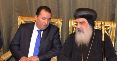 محافظ الأقصر يقدم العزاء لقيادات الكنيسة فى حادث "البطرسية"