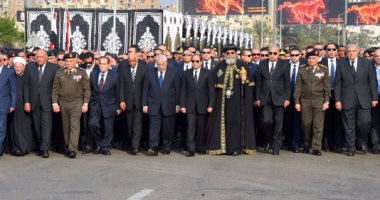 بالفيديو..بدء مراسم الجنازة الرسمية لشهداء الكنيسة البطرسية بمشاركة الرئيس السيسى
