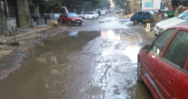 غرق شارع قاسم باشا بعين شمس فى مياه الصرف الصحى