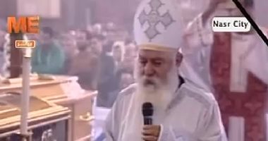 بدء القداس الإلهى بكنيسة السيدة العذراء على شهداء الكنيسة البطرسية
