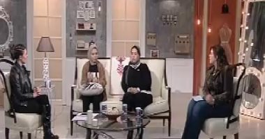 "ست الحسن" تفتح ملف "الطلاق بعد السنة الأولى".. مطلقة: "ساب شغله بعد شهر العسل".. وأخرى: بعد 14 يوما من زواجنا اكتشفت خيانته وكان بيعرف واحدة كل أسبوعين.. خبيرة علاقات أسرية:"ديل الكلب عمره مايتعدل"