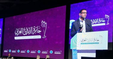  وجدى الكومى يفوز بجائزة مؤسسة الفكر العربى عن روايته "إيقاع"