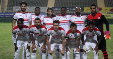 بالصور.. الزمالك يرتدي شارات سوداء أمام بتروجت حدادًا على شهداء الكنيسة البطرسية