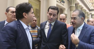 نواب لـ"عبد العال": "زعلنا من كلمة تدخل الأمن لإخراج النائب أحمد الطنطاوى"
