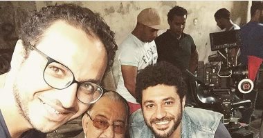 تعرف على تفاصيل دور أحمد راتب بـ"الأب الروحى".. ومشاهد رحل قبل تصويرها