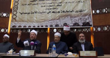 بالصور.. عميد أصول الدين: الجماعات المتطرفة تزيف وتدلس فى أحكام الدين