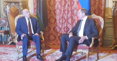 رئيس مجلس نواب ليبيا يبحث مع وزير الخارجية الروسى سبل دعم الجيش الليبى