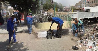 محافظة القاهرة تكشف عن بنود التعاقد مع الشركات الأجنبية بمنظومة النظافة الجديدة.. تطبيق نظام محكم للجمع المنزلى ومنع صناديق القمامة بالشوارع.. ووقف شراء معدات جديدة إلا ما يرتبط بعقود صيانة