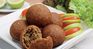 من تحت القصف ..ستات سوريا يعلمن العالم سر الطبخ بجروب على فيس بوك 