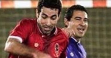 شاهد.. تريكة وبركات بقميص الأهلى الجديد
