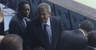 بالصور.. وزير الرياضة يصل النادى الأهلى لحضور نهائى السلة