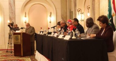 مدير التعليم بالجامعة الأمريكية ببيروت: العالم العربى يعانى أزمة بالمناهج