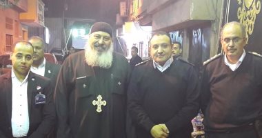 بالصور.. حسن وجورج يقيمان عزاء مشتركا لشهداء الهرم والكنيسة البطرسية