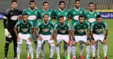 بالصور.. الحكم يطرد مدافع الاتحاد أمام الزمالك