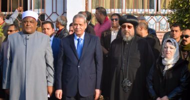  وزير التعليم يصل مدرسة زين العابدين لتدشين برنامج "لا للعنف لا للدماء" 