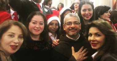 بوسى ونجلاء بدر ومى نور الشريف يشاركن فى احتفال كنيسة سانت چوزيف