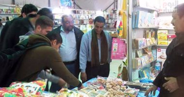 بالصور.. ثقافة المنوفية تشارك بـ150 إصدارا و2000 نسخة بمعرض السادات