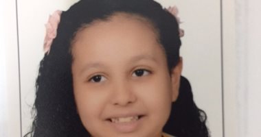 بسملة خليفة محمود "أنا مبدع".. تشارك برسمة مسجد 