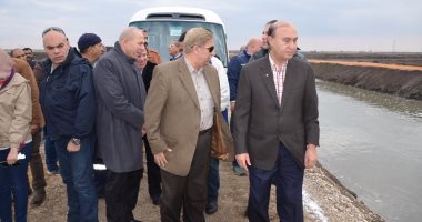 بالصور.."مميش" ومحافظ الاسماعيلية يتفقدان المشروعات التنموية 