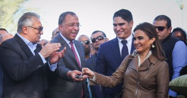 بالصور.. وزير التنمية المحلية يشكر "أبوهشيمة" ويصفه بـ"المخلص" بعد جهوده بتوشكى