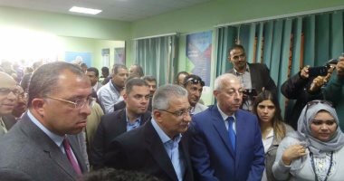 محافظ أسوان: نستهدف أكبر استفادة للمواطنين من المراكز التكنولوجية