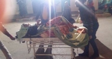 بالفيديو..أهل مريض يستغيثون بمديرية أمن سوهاج بعد طرده من مستشفى على ترولى