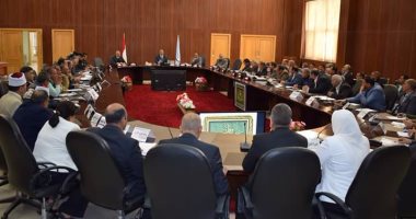 محافظ البحر الأحمر: رفع درجة الاستعداد لاستقبال الزائرين بـ"رأس السنة"