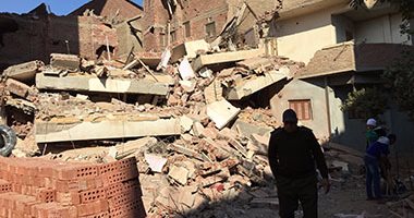 نيابة وسط القاهرة تنتدب لجنة هندسية لفحص عقار بولاق أبو العلا المنهار